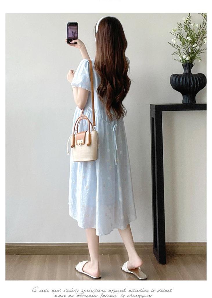 2026 Summer New Arrival: Loose Plus Size Maternity Dress with Daisy Design for a Youthful Look