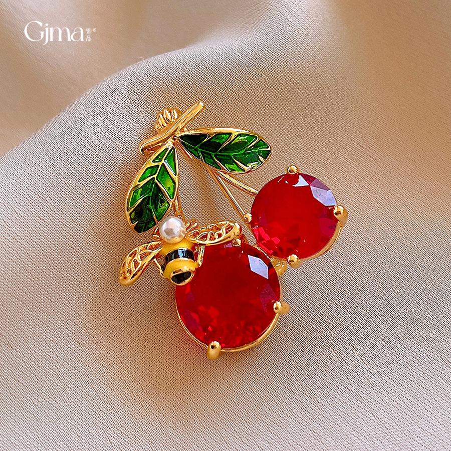 French Delicate Glass Oil Drop Cherry Pearl Brooch Light Luxury Pin Clothing Accessories
