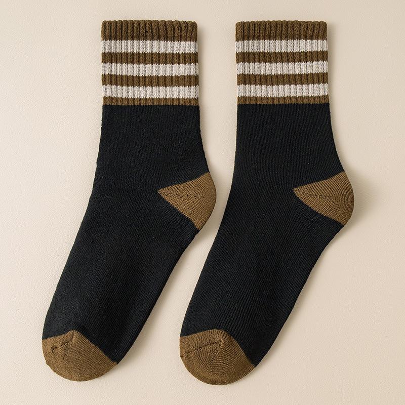 Women's Mid-tube Socks Autumn and Winter Long Socks Terry Socks Winter Plus Velvet Thick Warm Cotton Socks