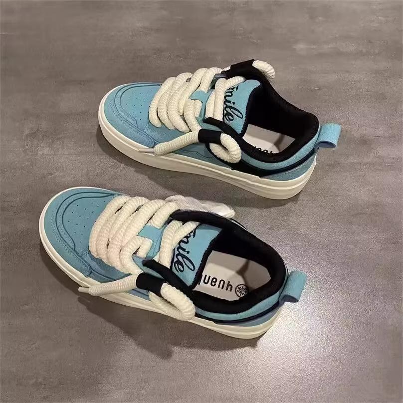 Niche design thick rope bread shoes women's 2025 new fashion chic lace-up white shoes women's casual skateboard shoes