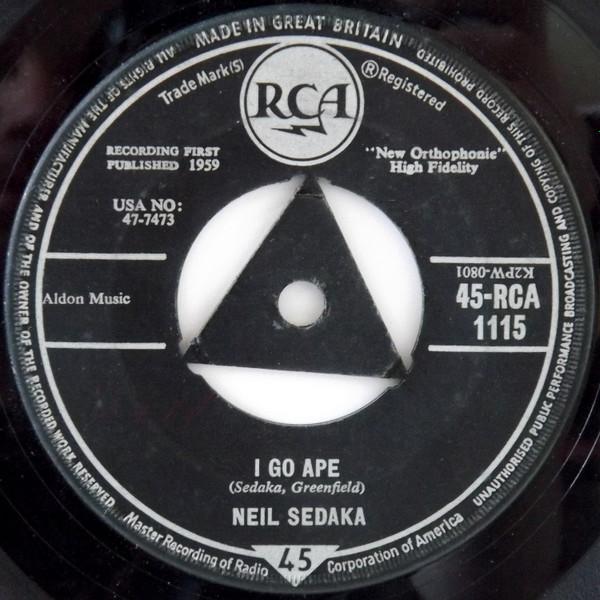 

7inch Record NEIL SEDAKA - I Go Ape 45RCA1115 RCA UK Rock Used