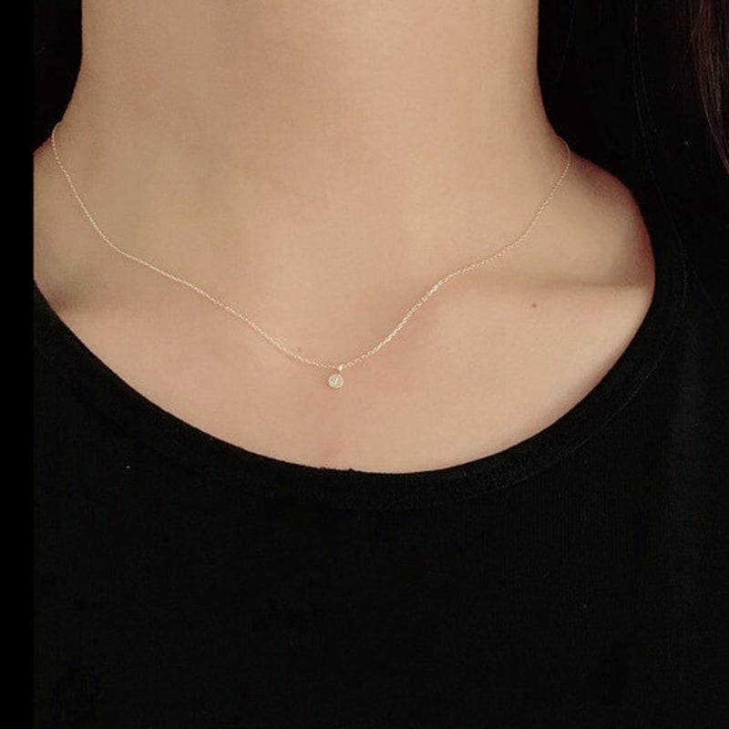 DE MOON initial necklace