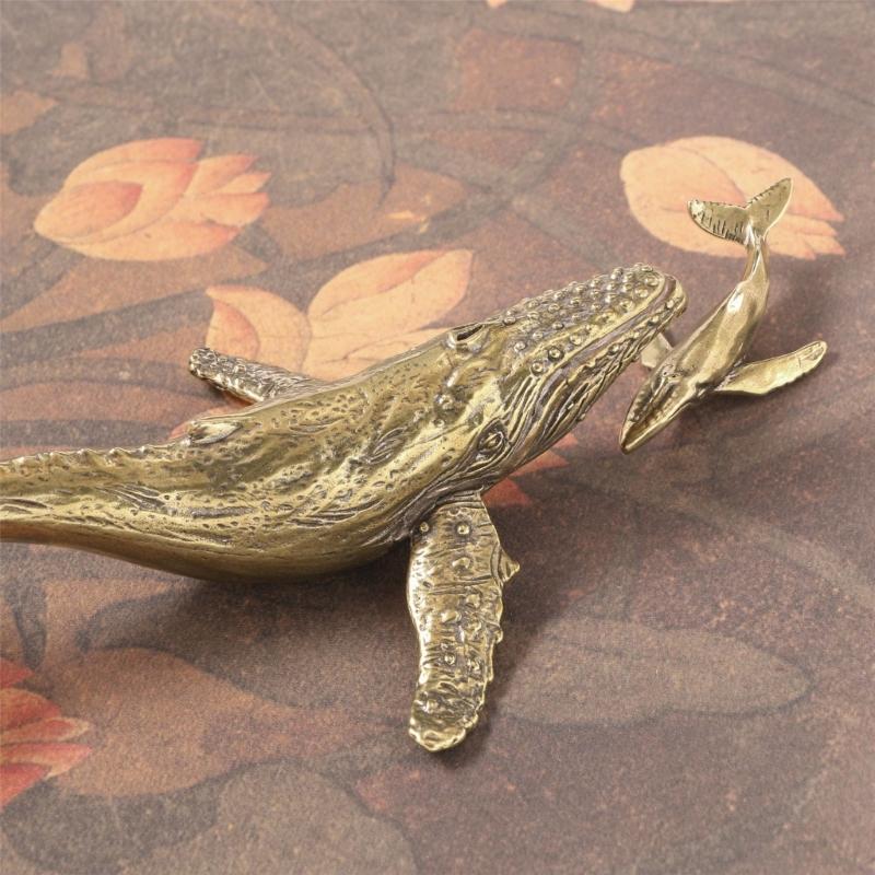 Metal Animal Statues Figurines Retro Whale Statue Figurines Sculptures Tabletop Centerpieces Home Decors Collectibles