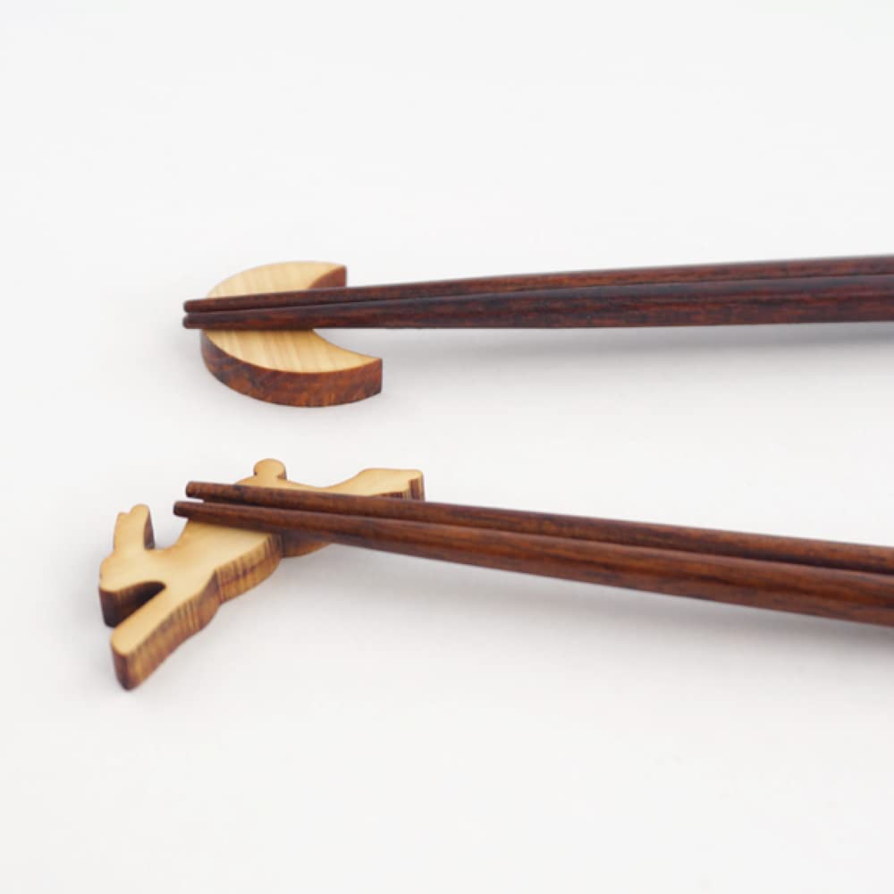 Hyosaemon chopsticks and chopstick rest couple set Happy White Rabbit chopstick rest paulownia (chopstick x2, x2, box) X-821