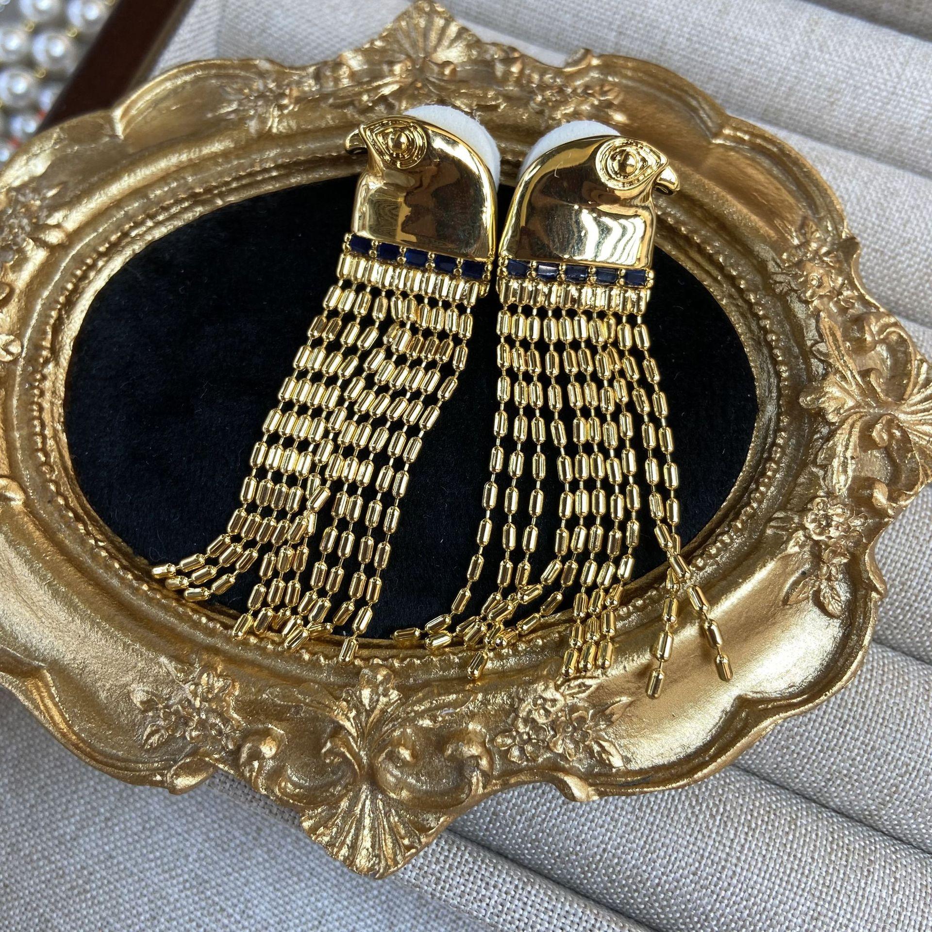 

Серьги с бахромой в виде орла