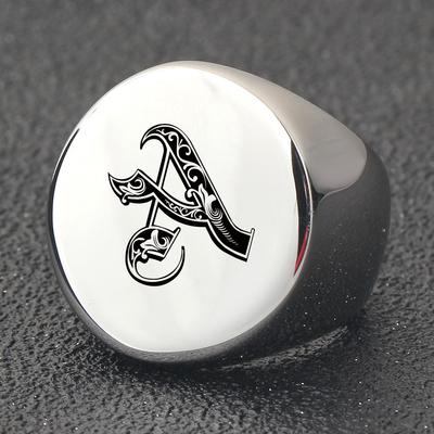 Vintage 22MM Kulatý Nerezový Prsten 26 Počáteční Písmeno Minimalistický Unisex Prsten na Prst