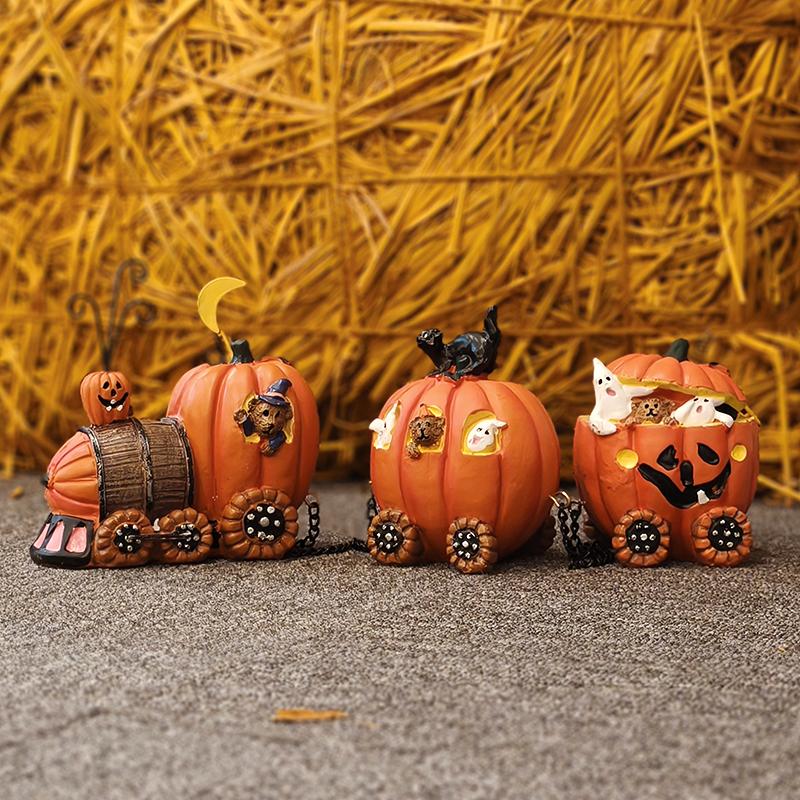 Halloween Ghost Pumpkin Car Model Sculpture, Creative Festival Resin Sculpture for Home Decoration