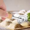 Handheld Pizza Lace Rolling Wheel Zinc Zinc Zinc Alloy Pasta Mold Pie Embossed Edge Cutter  Dumpling