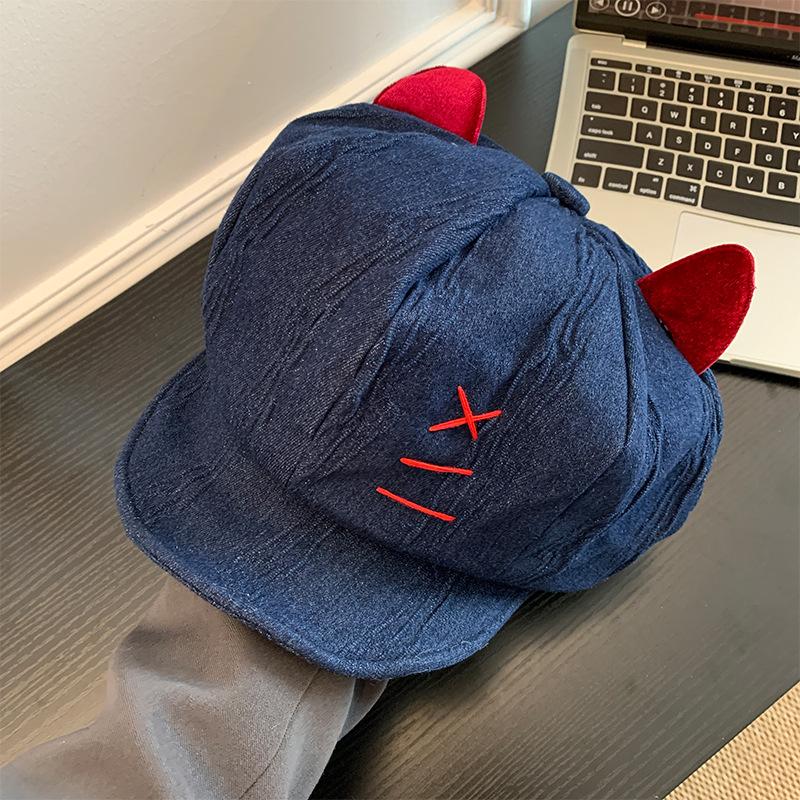 

2025Y2K little devil cowboy beret spring and summer sweet and cute octagonal hat niche cloud hat one size fits all темно-синього кольору