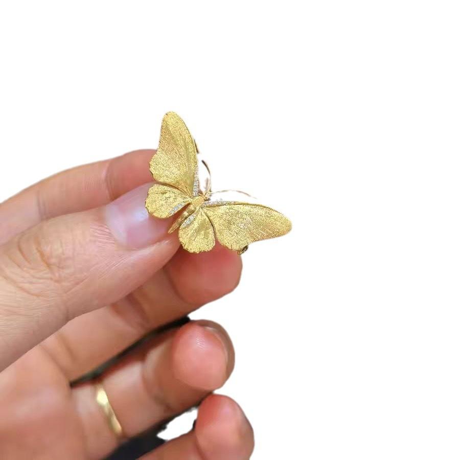Golden Butterfly Haoshi Exquisite Brooch Design Niche Light Luxury Simple Retro Versatile Brooch