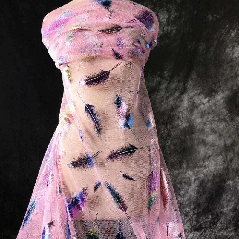 100x150cm Pióra pawiego pióra gorące siedem kolorów iluzja gradientowa siatka suknia ślubna Hanfu odzież tkanina projektant tkanin
