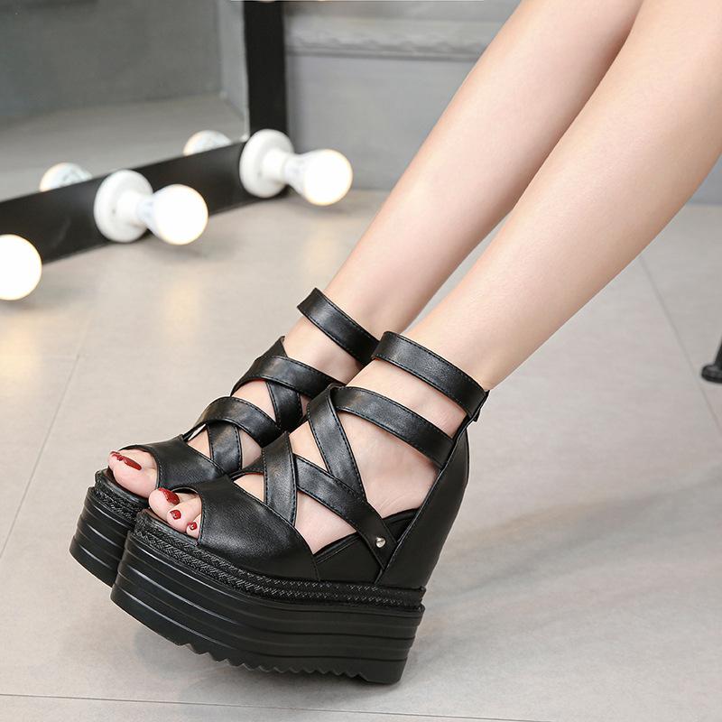 Fashion Spring and Summer New Platform Platform Fashion Increase Women's Sandals Cross Strap Platform Shoes 13cm Sky High Roman Sandals