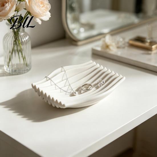 Ring Earring Storage Plate 3D Printed Soap Dish, Minimalist Wave Design Bathroom Holder, Compact Dish for Travel Shower Tray Bathroom, Kitchen