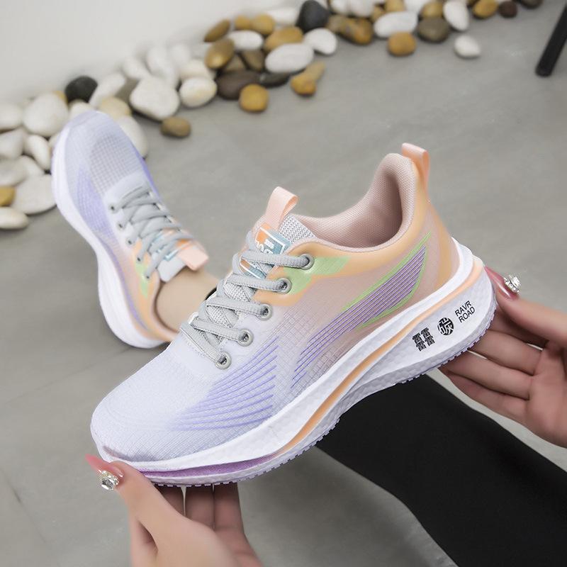 Running shoes men's shoes 2025 new mesh breathable ultra-light bottom trend versatile dad shoes youth sports trendy shoes