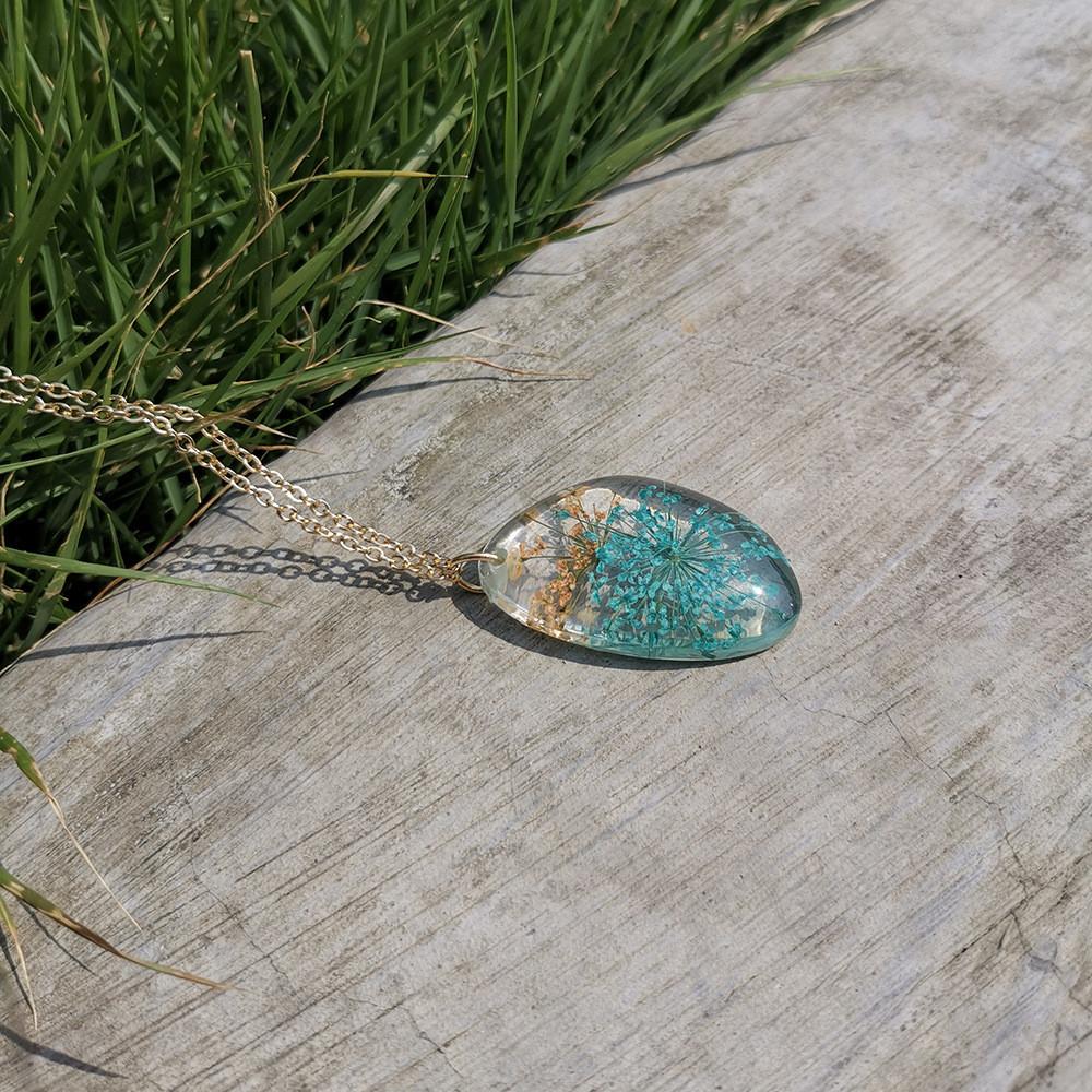 

Trendy Geometric Glass Necklace For Women Stylish And Unique Fashion Jewelry Ideal For Gifts XH0432