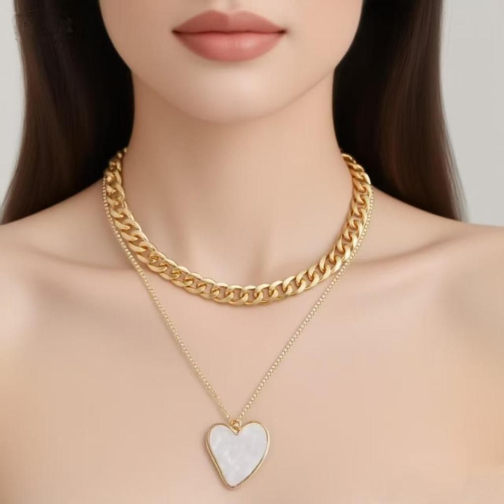 Doppellagige Perlen-Herz-Anhänger-Halskette mit Metallkette