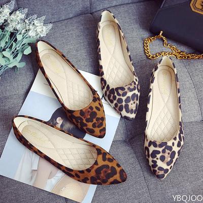 2025 Fashion Leopard Print Flats Sharp Pointed Comfort Women's Shoes Suede Shallow Mouth Loafers Casual Light Mom Shoes Mujer
