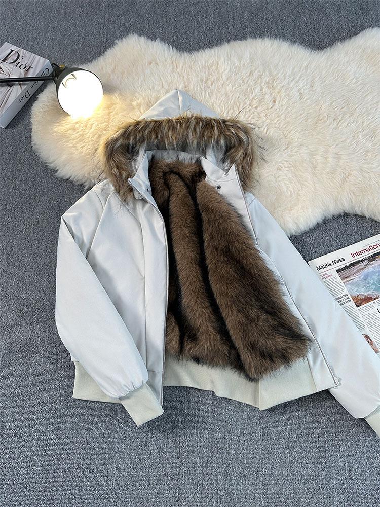 Sitting Mountain Lion Winter Men's Fishbone Pattern Cotton Jacket with Detachable Hood, Plus Velvet for Extra Warmth, Trendy Outerwear.
