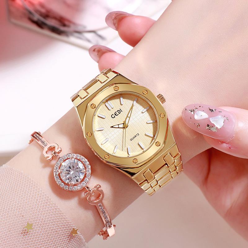 Fashion Atmospheric Steel Belt Women'S Watch With Casual Waterproof Quartz Watch