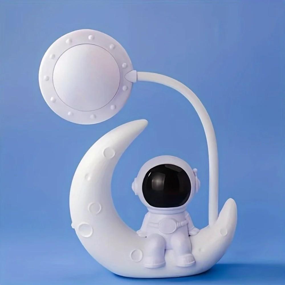 Cute LED Light Moon Astronaut Nightlight White Light Moon LED Desk Lamp 5W Creative Bedroom Night Light
