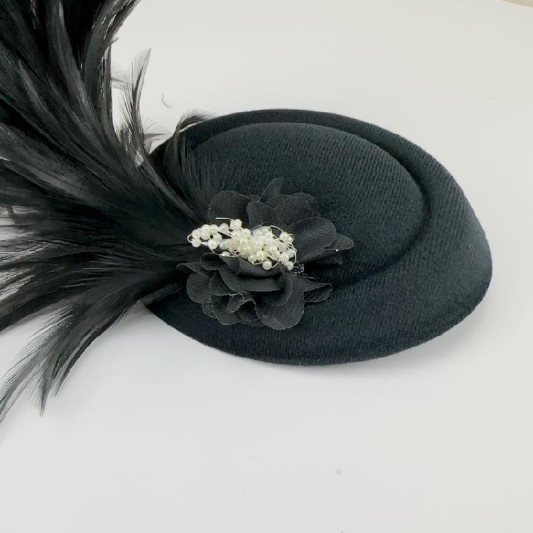 1920s Medieval Hairpin Feather Felt Hat Prom Party Hair Clip Headband Anti-Slip