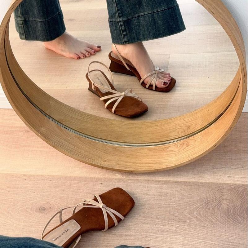 Fairy wind gentle weaving temperament square head open-toed sandals female French design thick heel cool slippers