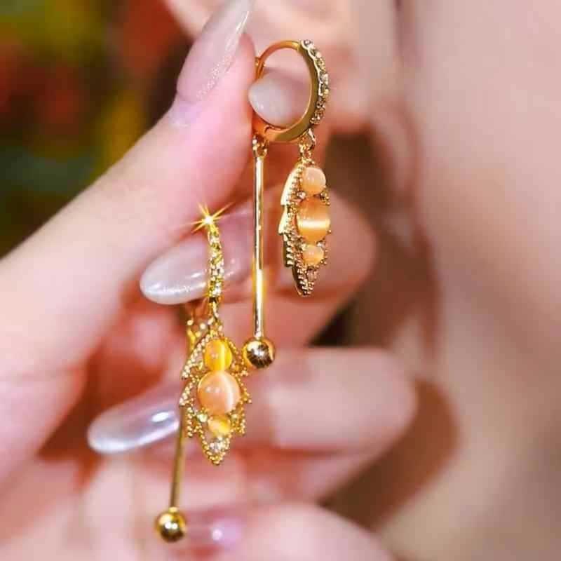 Design coffee color golden branches and jade leaves opal ear buckle women, temperament high-end earrings Internet celebrity earrings
