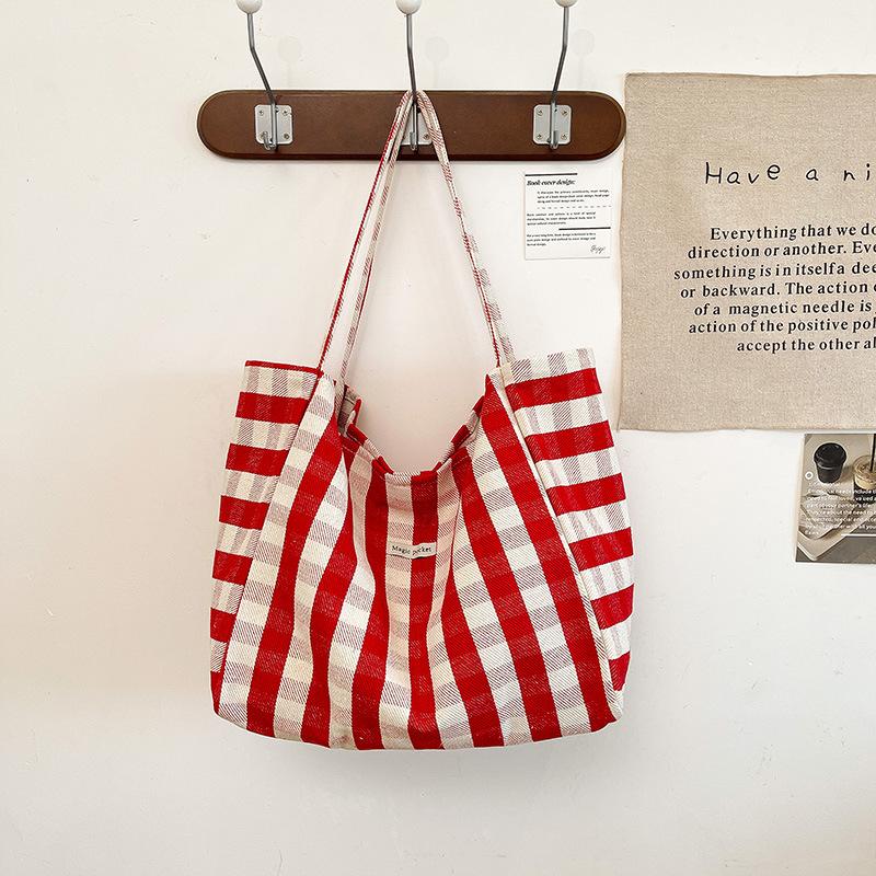 Large-capacity Casual Tote Bag Women's New Plaid Cloth Shoulder Bag Lightweight and Versatile Class Commuter Bag