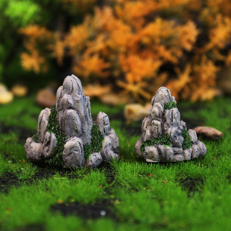 Simulation Miniature Rockery Ornaments Resin Crafts for Succulent Flower Pots, Aquariums, and Sand Table Decorations.