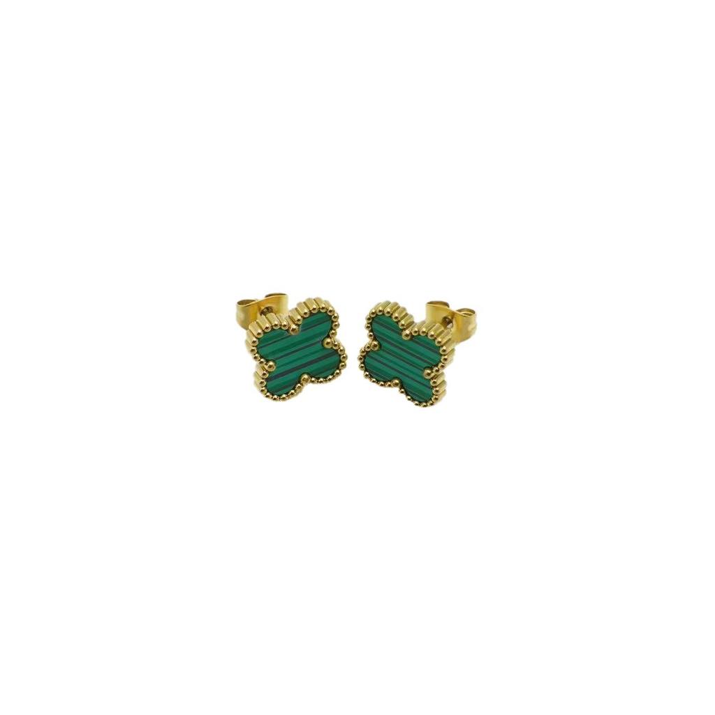Boucles d'oreilles Clous Exquises et Minimalistes en forme de Trèfle à Quatre Feuilles en Acier Titane Résistantes au Ternissement Boucles d'oreilles Luxueuses et à la Mode