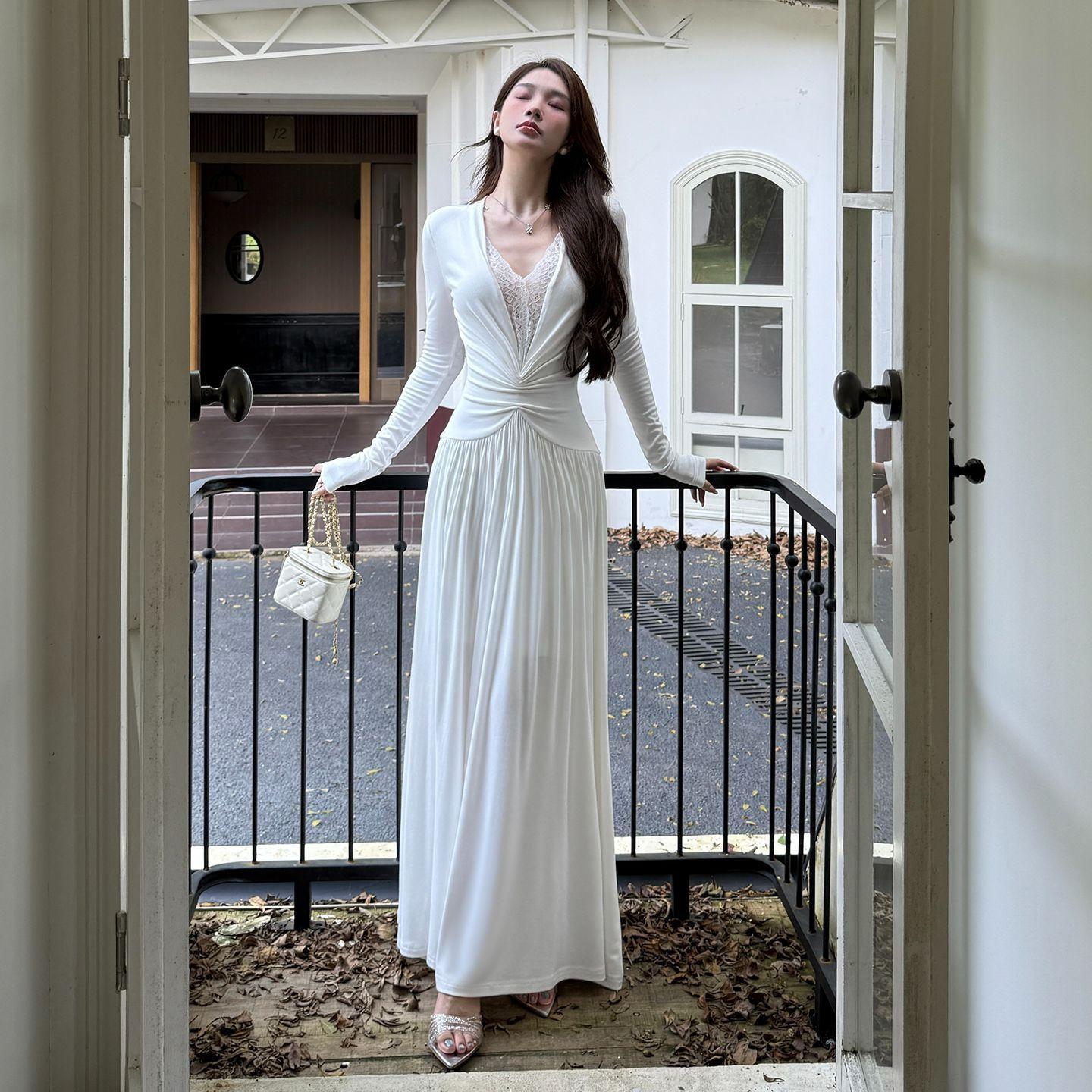 

Pure desire deep V sexy lace splicing dress autumn and winter new temperament waist show figure A word long dress S белый