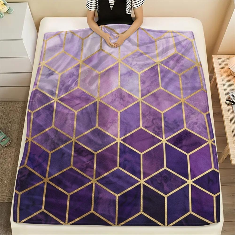 1Pc Simple Geometry Print Flannel Blanket, High Quality Comfortable for All Seasons, Home Decor, Warmth and Comfort, Perfect for Christmas Gifts W18