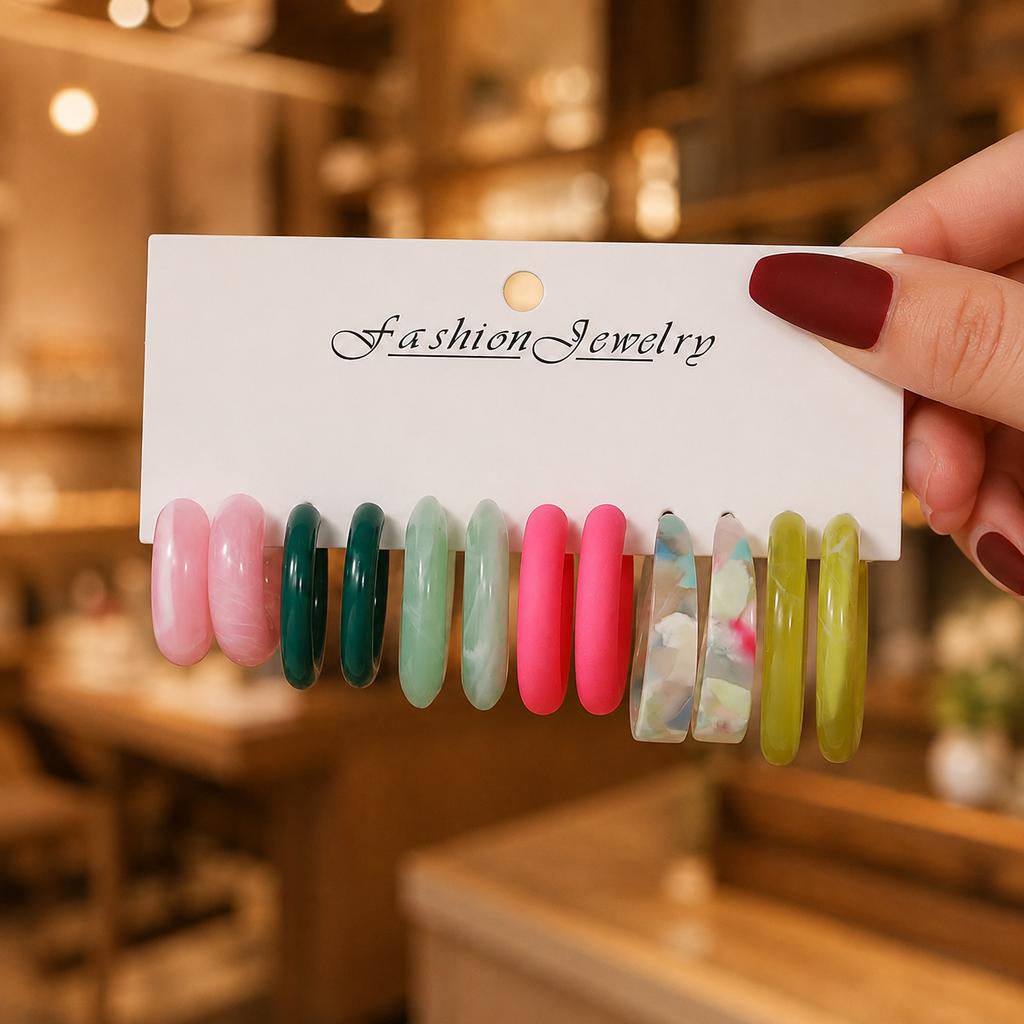 Color C-shaped acrylic earrings, European and American fashion personalized leopard print creative resin jewelry set