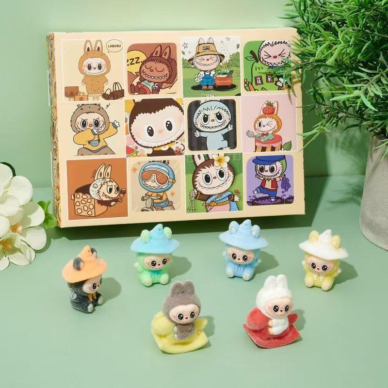Labub 12 Hole Blind Box