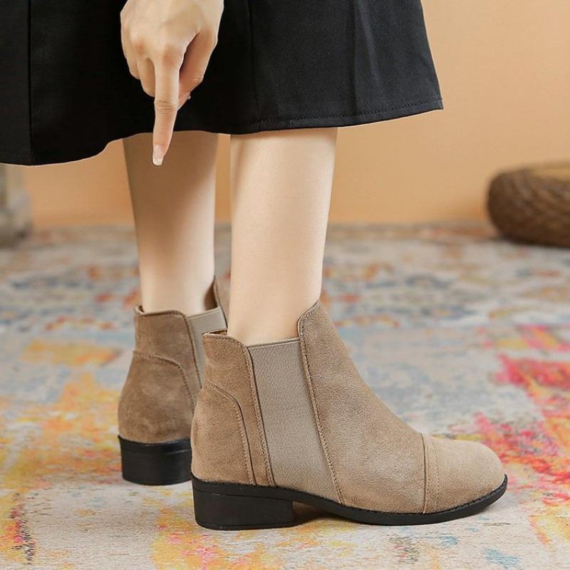 Chelsea boots autumn and winter new women's boots thick heel fashion boots bare boots large size retro short boots women