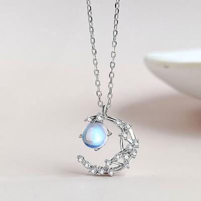 Collier pendentif étoile lune tempérament, petit collier coréen en pierre de clair de lune, chaîne de clavicule de luxe pour femmes