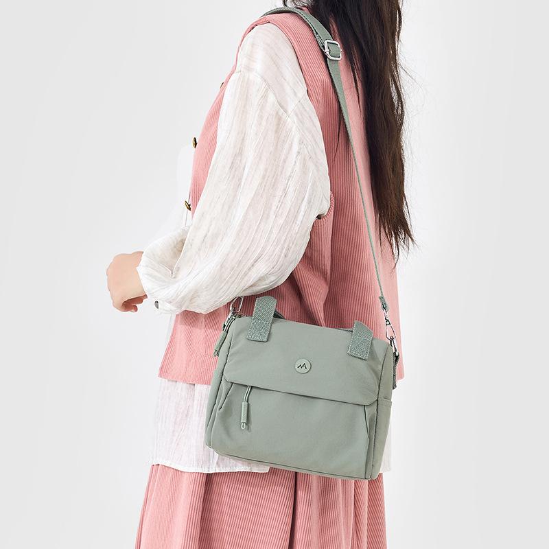 Vintage Women's Bag Lightweight Shoulder Crossbody Bag Solid Color Commuter Small Square Bag