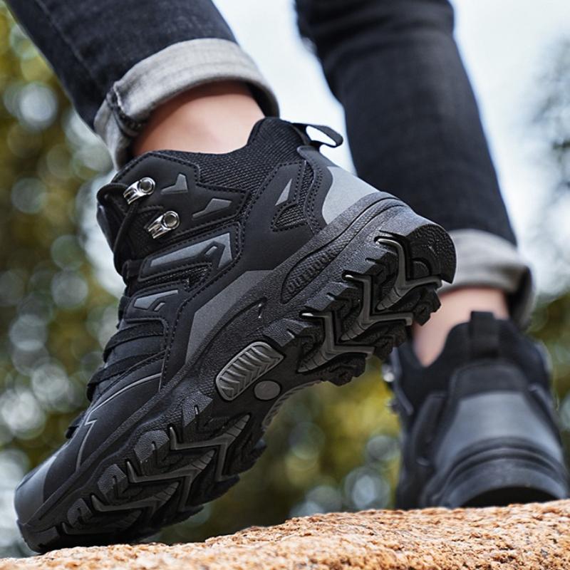 High-top Hiking Shoes Men Women Breathable Mesh Casual Sneakers Non-slip Wear-resistant Outdoor Footwear for Camping Trekking