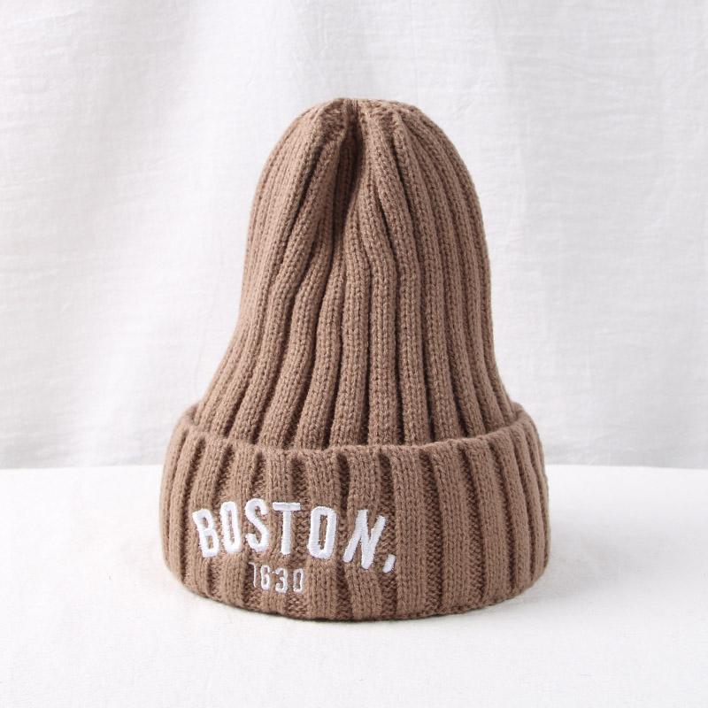 Einfarbige Buchstaben-Baby-Beanie-Mütze, Winter-warme Strickmütze für Mädchen und Jungen, Vintage-Stickerei, BOSTON-Kleinkind-Kinder-Häkelmütze