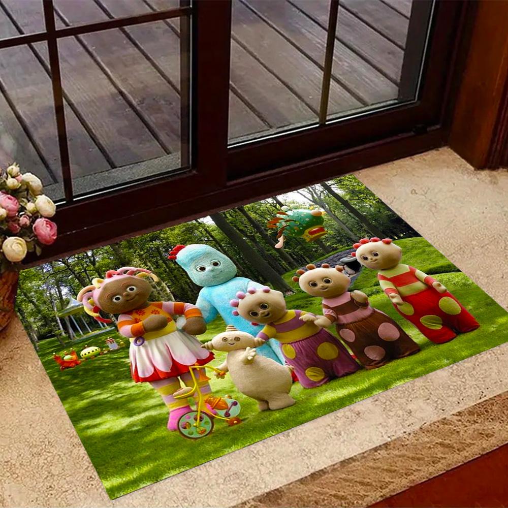 Colorful Friends In The Forest Themed Anti-Slip Rugs - Polyester Home Decor, Suitable for Bedrooms, Living Rooms, Doorways, Studios, and Decorations