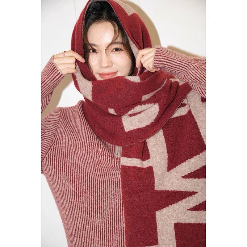 

Winter atmosphere, light luxury yak wool retro printing design contrasting scarf бордовый