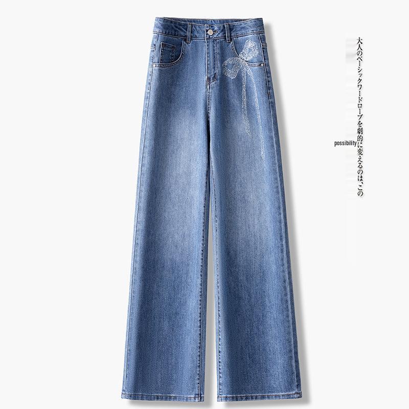 

Женские светло-голубые джинсы прямого кроя с высокой талией, украшенные бантом из страз, стильные, зауженные, весна/осень 2026 3XL /31 (135-145 lbs)