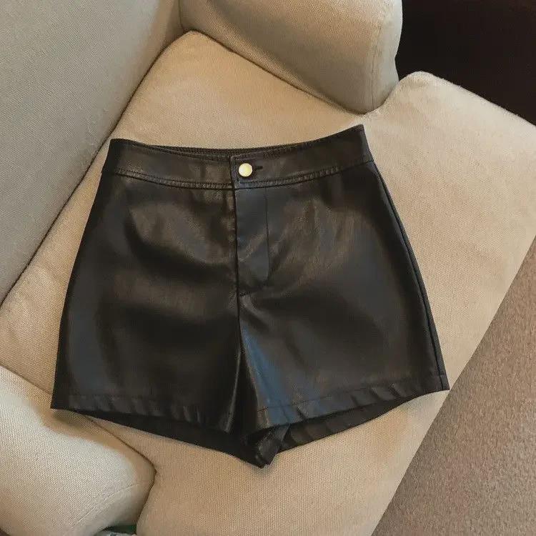 2023 Schwarze PU-Shorts mit hoher Taille und schmalem Schnitt aus Leder für Herbst/Winter – Lässige, stiefelfreundliche Hosen in Übergröße