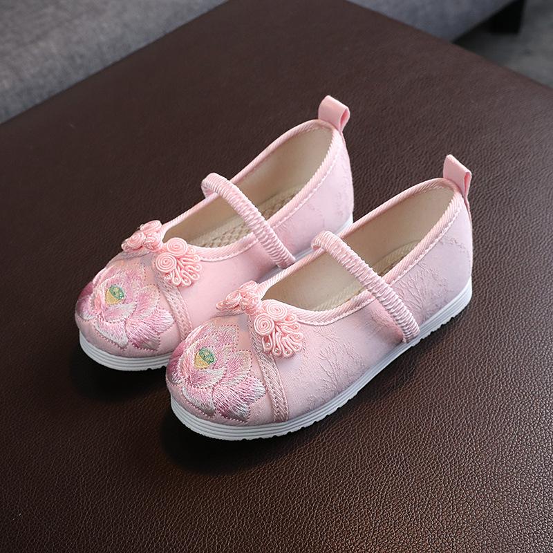

Girls Hanfu Embroidered Shoes for Traditional Dance Performance Children Princess Shoes Fashion Chinese Style Kids Flat Shoes 26