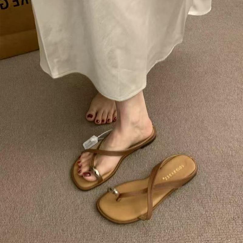 Shoes retro brown fairy premium open-toed summer flat 2025 new late evening wind sandals vacation cool slippers