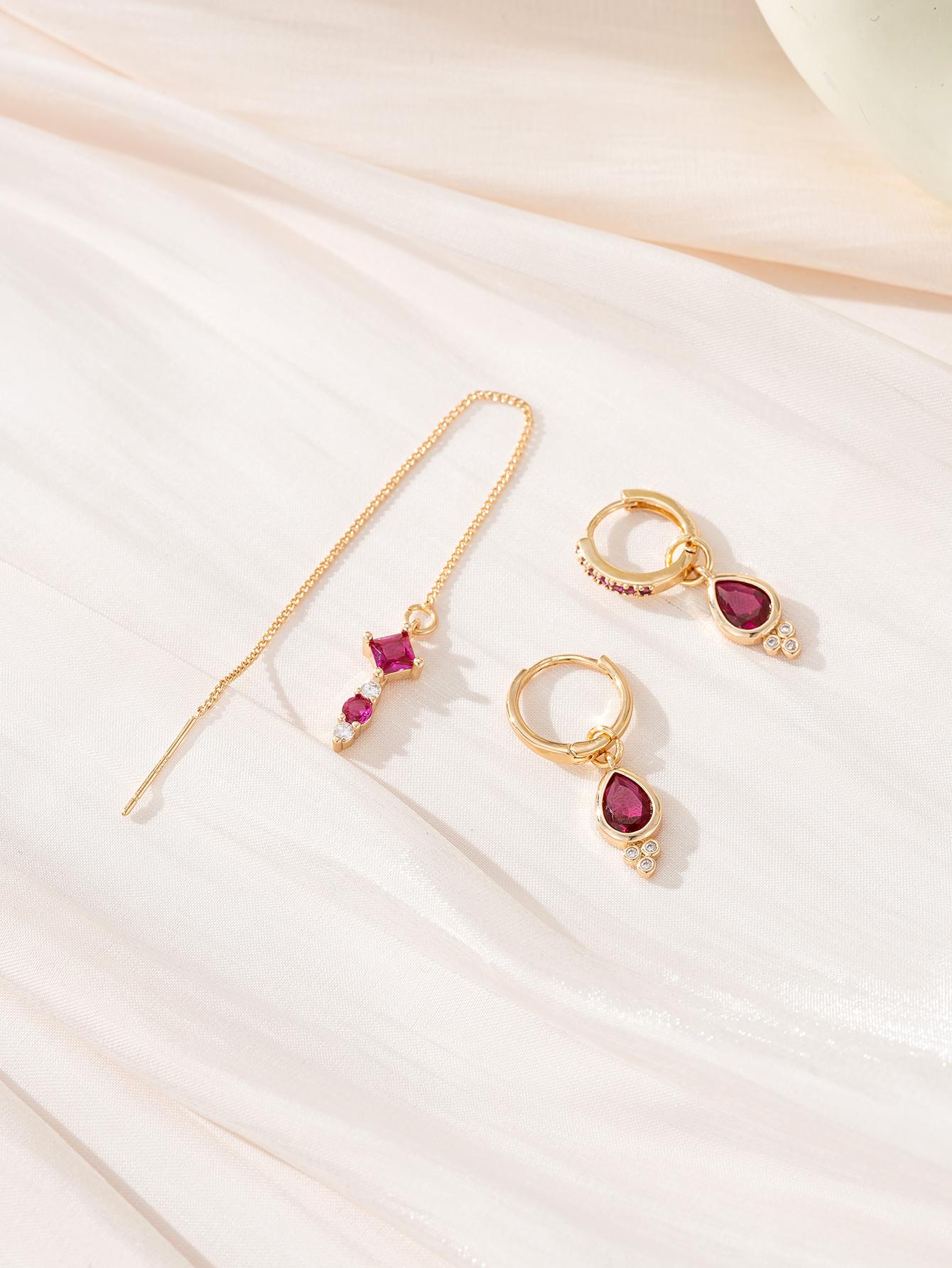 3PCS Retro Palace Rose Red Synthetic Zircon Inlaid Fashion Personalized Water Drop Earrings with Tassel Chain Earrings золотистый