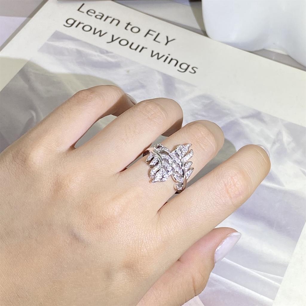 Graceful Leaves Both End of Open Ring Silver Color Girl Cocktail Party Rings Shine Crystal Zircon Fashion Women Jewelry Luxury Birthday Party Jewelry