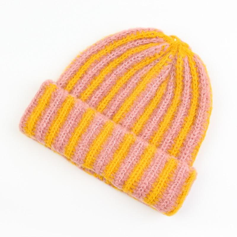 

Контрастная полосатая двухслойная вязаная шапка, утолщенная, осенне-зимняя, универсальная, модная, трендовая, из гофрированной шерсти, женская