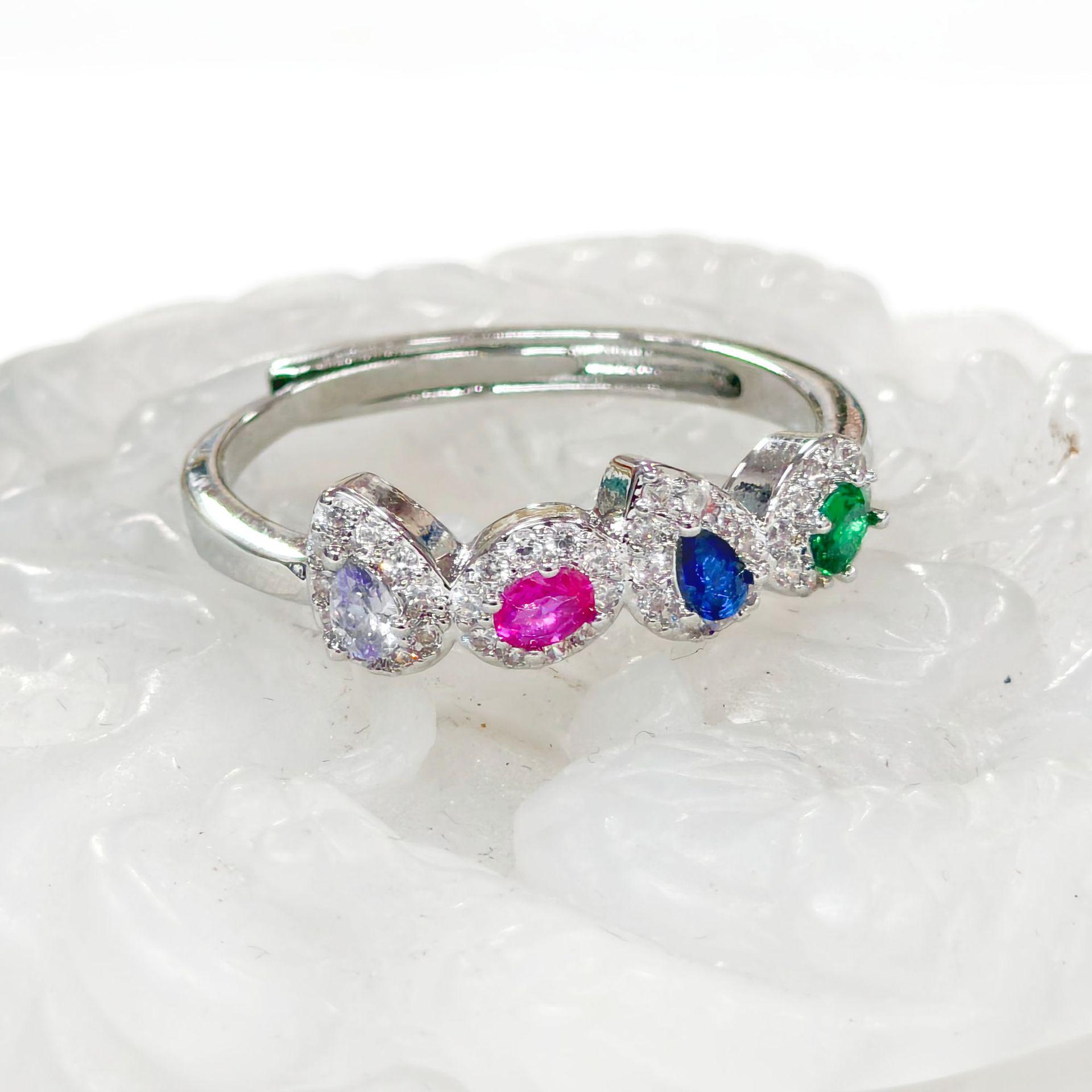 Gesi en Jewelry: European & American Style Red Zirconia Engagement Ring with Micro-Inlaid Colored Gems