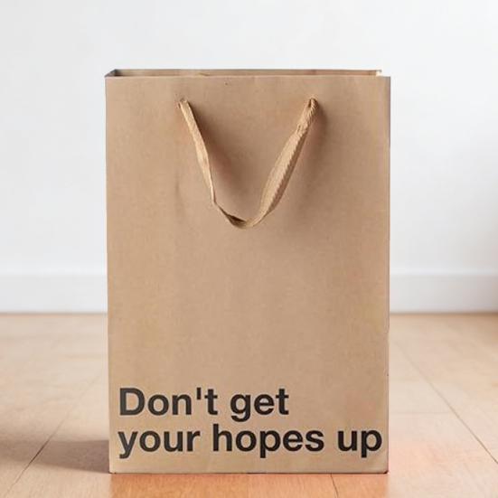 5 Stück Quadratbodenbeutel Mittlere Größe Dickes Papier Geschenktüten mit Henkeln Weihnachten Büropartys Geschenktüte